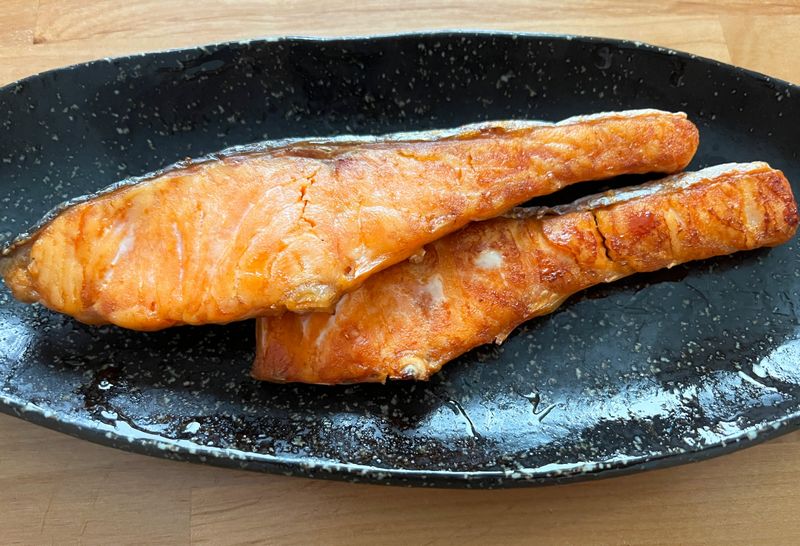 夕食メニューランキング魚編！鮭の塩焼き